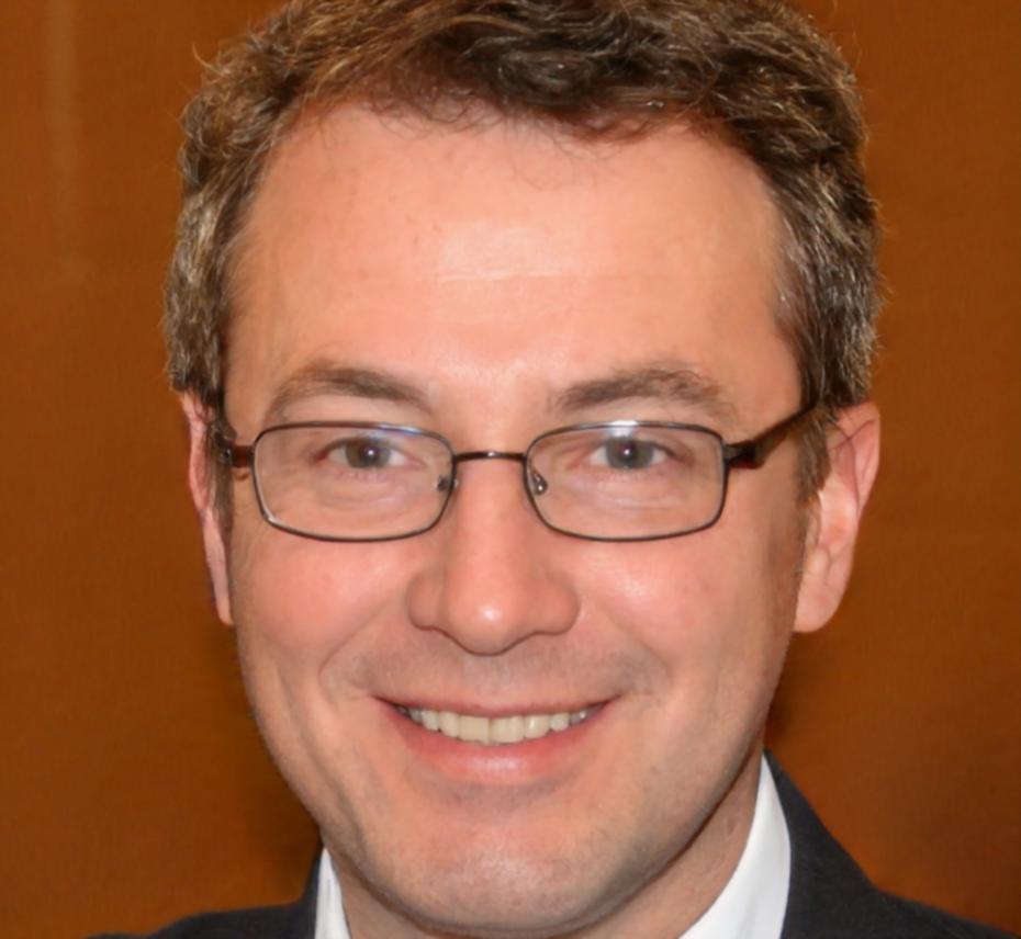 Portrait de Théo Blanchard, développeur de jeux mobiles indépendant